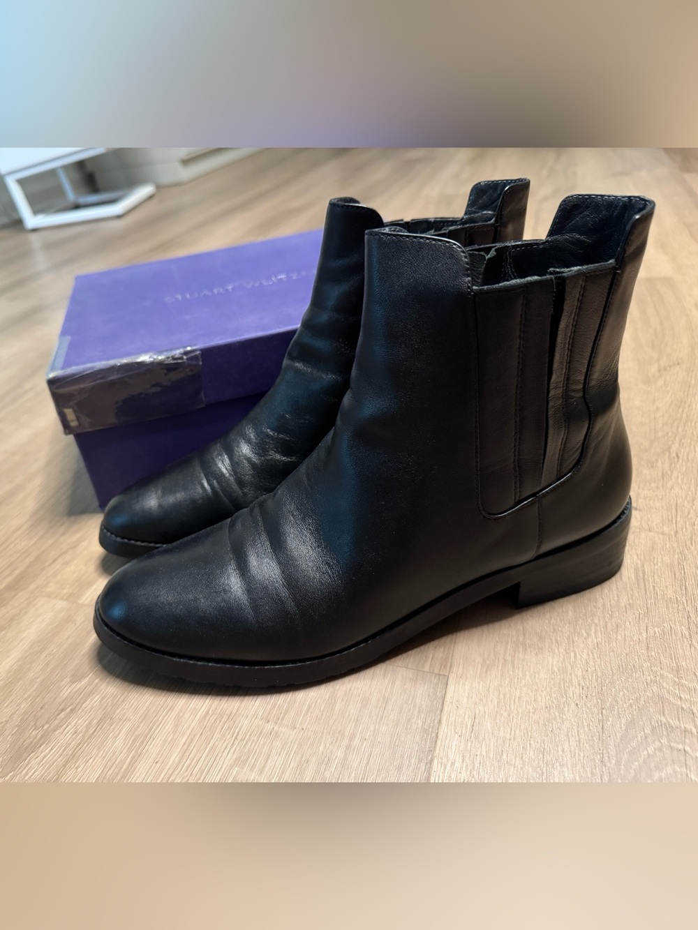 Stuart Weitzman Black Leather Chukka Boots - Men